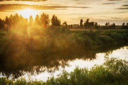 Sonnenuntergang in der Biegung des Dnjepr. / ***