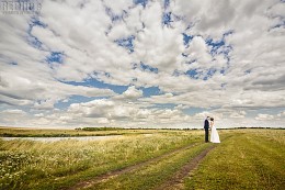 Eine Wolke, weiß-geflügelte Pferd ... / ***