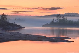 Sonnenaufgang auf dem Ladoga-See / ***