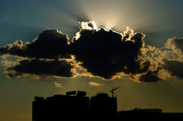 Stolen Sun / ***