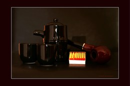 Drei Farben: Rot / ***