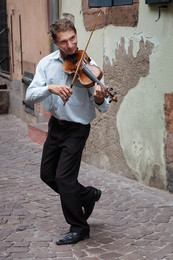 Tanzen Violinist / ***