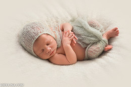 Fotografen von Neugeborenen / ***