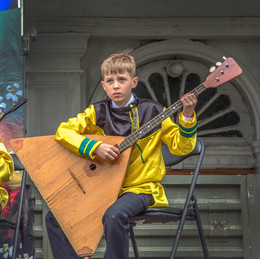 Dad liebt Musik. / ***