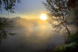 Es ist Zeit, der Morgendämmerung im Oktober .... 4 .. / ***