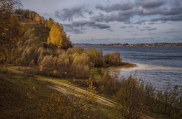 Trägt die Blätter im Herbst / ***