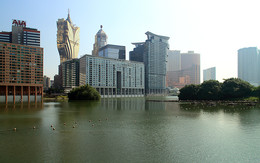 Morgen Macau / ***