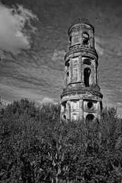 Kirche St. Nikolaus und Heilige Drei Könige in Ugodichah / ***