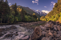 Auf dem Weg zur Cheget / ***