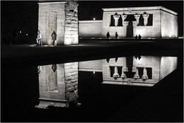 Tempel Debod / ***