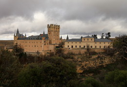 Alcázar in Segovyii / ***