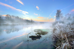 Gemusterte November Morgenfrost ... / ***