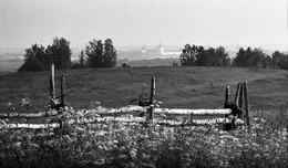 Kirillow-Beloserski-Kloster aus der Ferne / ***