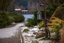 In einem alten Park lebte eine Laterne ... / ***