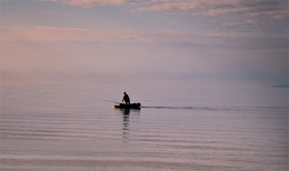 Morning fishing / ***