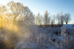 Winter, Morgendämmerung, Nebel ... / ***