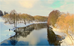 Über den Fluss / ***