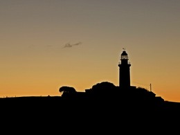 Leuchtturm bei Sonnenuntergang / ***