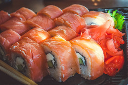 Sushi / ***