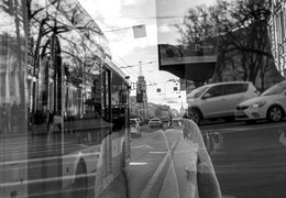 Weekday Nevsky Avenue / Weekday Nevsky Avenue