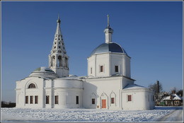 Trinity Cathedral / ***