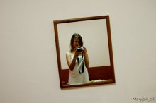 Selbstbildnis im Spiegel / ***