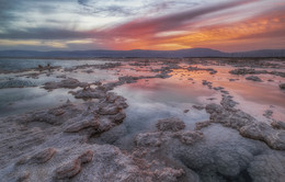 Dead Sea / ***