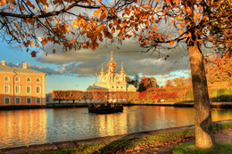 Herbst in Peterhof / ***