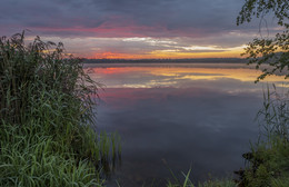 Vor Sonnenaufgang / ***