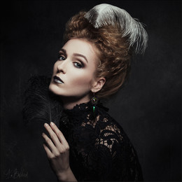 Black Widow / Make up &amp; hair: Li Lobanova
Md:Yanika Polanski
Jewelry designer: Tatyana Yakischik