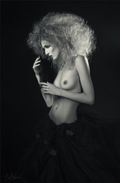 Frieda / Make up &amp; hair: Li Lobanova
Md:Yanika Polanski