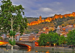 Evening Tbilisi / ***