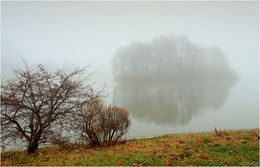 Insel im Nebel / ***