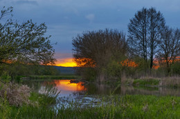 Sonnenuntergang auf dem Neman / ***