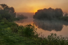 Auf der Morgendämmerung / ***