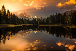 Schattensee / Abends beim Schattensee in Krakauschatten Murtal in der steiermark.