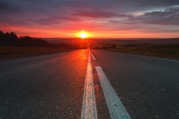 Road to sunset / ***