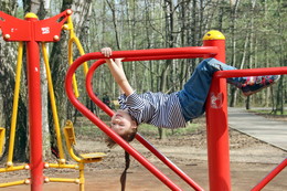 Und Sie schwach? / ***