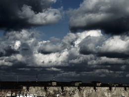 Unter den Wolken / 2014-09-29-1720-C00-026(83)