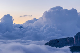 Morgendämmerung / ***