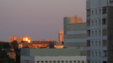 und Morgendämmerung fährt nach Hause / ***
