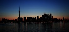 Toronto In The Night / ***