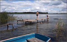 Stehend auf dem Wasser / ***