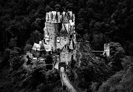 Burg Eltz / ***