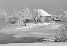 Haus in einer Ortschaft / ---