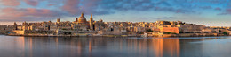 Panorama of Valletta Skyline in the Morning, Malta / Panorama of Valletta Skyline in the Morning, Malta