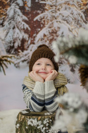 Im Märchenwald / ***