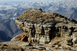 Und die Stille / ***