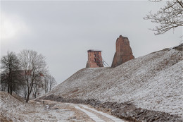Novogrudskiy Castle / ***