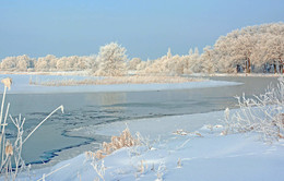 Winter-Fluss. / ***